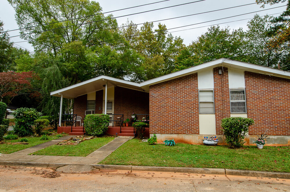 AMP 1 - Southside homes at 1 Joe Norman Blvd.